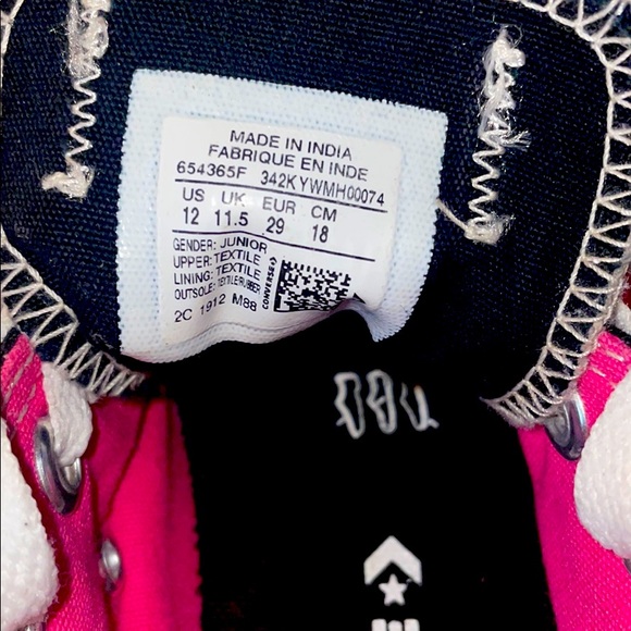 Converse - Picture 6 of 6